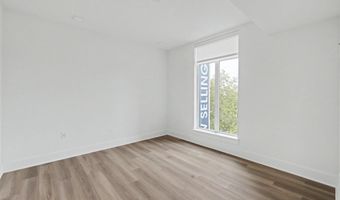 701 N HENRY St 502, Alexandria, VA 22314