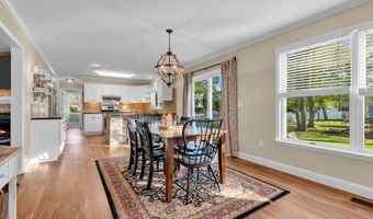 65 Serpentine Dr, Bayville, NJ 08721