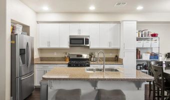 4541 Rainier Ave 13, San Diego, CA 92120