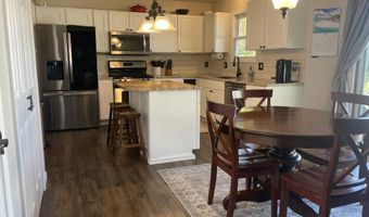 2329 Woodridge Dr, Adrian, MI 49221