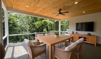 580 Hardwick Dr, Aurora, OH 44202