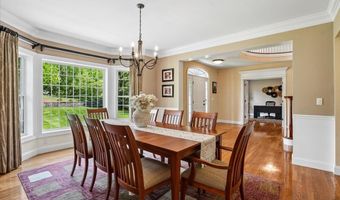 22 Elizabeth Way, Bedford, NH 03110