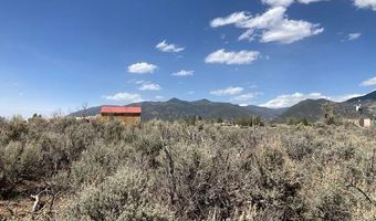 On Sol Grande, Arroyo Seco, NM 87514