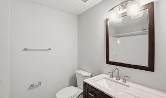 4626 BRENTLEIGH Ct, Annandale, VA 22003