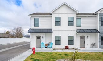 2882 Sunburst Dr, Ammon, ID 83406