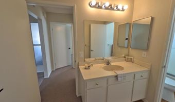 24121 Village 24, Camarillo, CA 93012