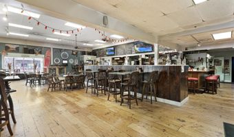 325 SE 2nd St, Bandon, OR 97411