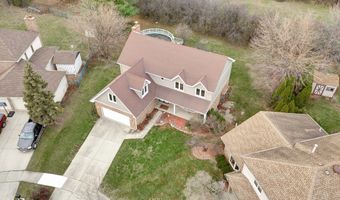 1560 W Squire Ln, Addison, IL 60101