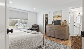 173 Tamrox Dr, Arundel, ME 04046