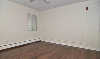 132 Hoffman Ave 202, Cranston, RI 02920