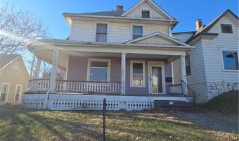 121 N 10th St, Atchison, KS 66002