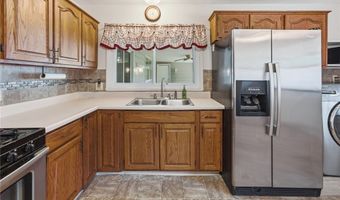 407 Dorwood Dr, Alliance, OH 44601