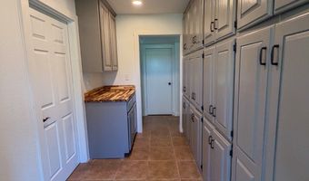7554 S Farris Rd, Atoka, OK 74525