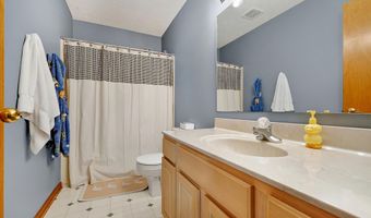 6758 Loretta Ct, Avon, IN 46123