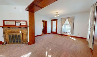 134 E Main St, Agency, IA 52530