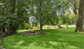 3260 Snelling Ave N, Arden Hills, MN 55112