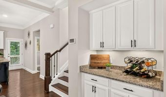 142 Brindle Ln, Alpharetta, GA 30009