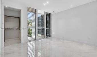 3750 Yacht Club Dr TH5, Aventura, FL 33180