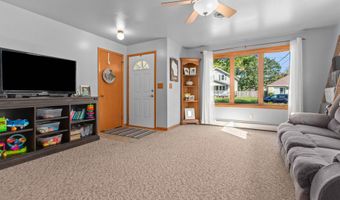 1343 W FRANKLIN St, Appleton, WI 54914