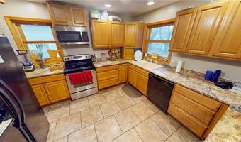 936 S 1st Ave, Albert Lea, MN 56007