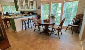 469 Lakeshore Dr, Bainbridge, GA 39819