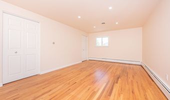 1520 Traver Rd, Ann Arbor, MI 48105