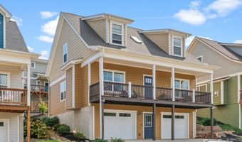 18 Greenwood Fields Dr, Asheville, NC 28804