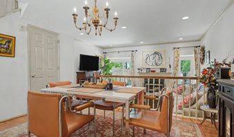 130 WOODEN CARRIAGE Dr, Hockessin, DE 19707