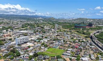 99-147 Mikalemi St, Aiea, HI 96701