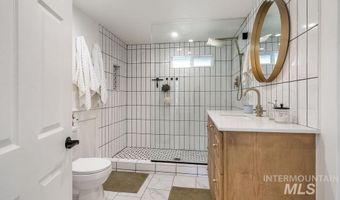 210 Marvin St, Caldwell, ID 83605