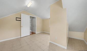 92 Blauvelt Ave, Bergenfield, NJ 07621