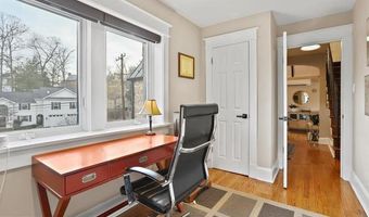2347 S ARLINGTON RIDGE Rd, Arlington, VA 22202