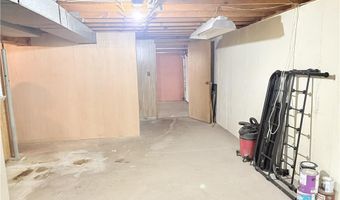 433 S 8th St, Atchison, KS 66002
