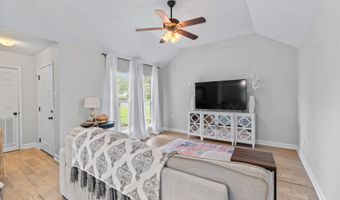 745 Fawn Lake Dr, Baton Rouge, LA 70816