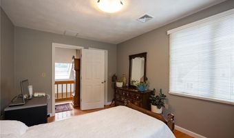 125 Main St, Lincoln, RI 02802