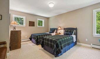 73 Pipers Point Ln, Alton, NH 03809