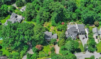 215 WARDOUR Dr, Annapolis, MD 21401