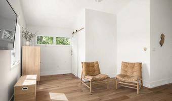 5 W 4TH St, Barnegat Light, NJ 08006