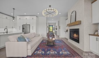 318 Avery Trail Dr, Arden, NC 28704