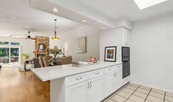 2058 BEACH Ave, Atlantic Beach, FL 32233