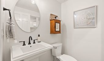 6931 Hillsboro Ct, Fort Wayne, IN 46835