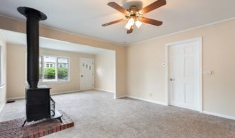 39431 N Oak Ave, Antioch, IL 60002