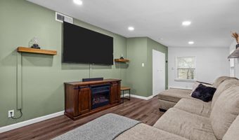 2637 BARNES Ave, Abington, PA 19001