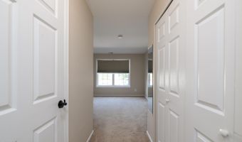 430 Wedgewood Cir, Belford, NJ 07718