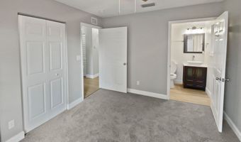 330 DUDLEY St, Atlantic Beach, FL 32233