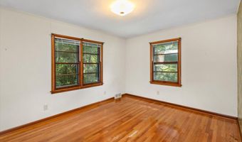2619 Meadow Glen Rd, Ames, IA 50014