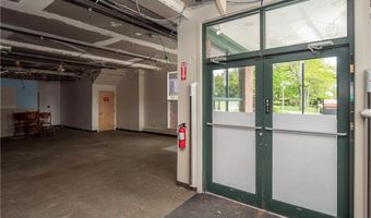 283 Broadway Ave, Newport, RI 02840