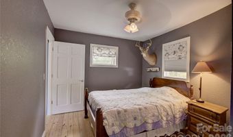 2825 Harrell Hill Rd, Bakersville, NC 28705