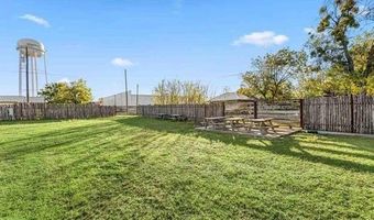 305 Sycamore, Archer City, TX 76351