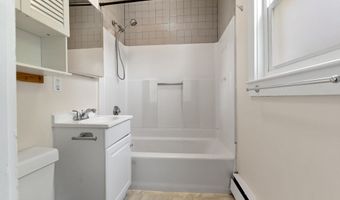 730 Hale 3L, Beverly, MA 01915